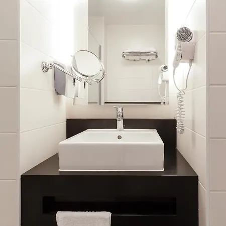 Hotel Ibis Styles Brussels Centre Stephanie Brussels