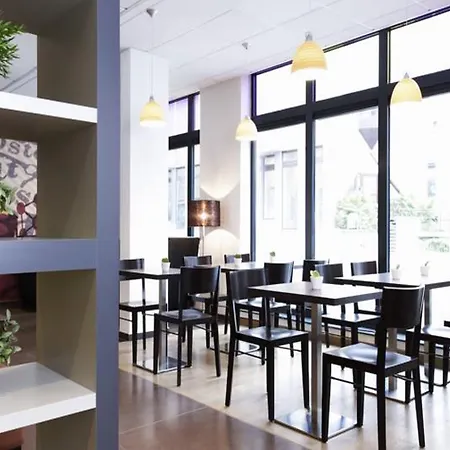 Ibis Styles Brussels Centre Stephanie 3*