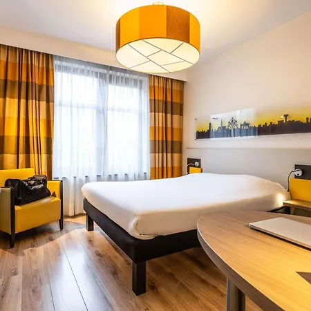 Ibis Styles Brussels Centre Stephanie Hotel