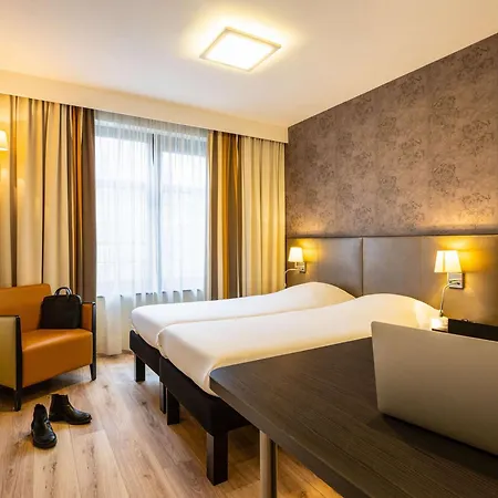 Hotel Ibis Styles Brussels Centre Stephanie 3*